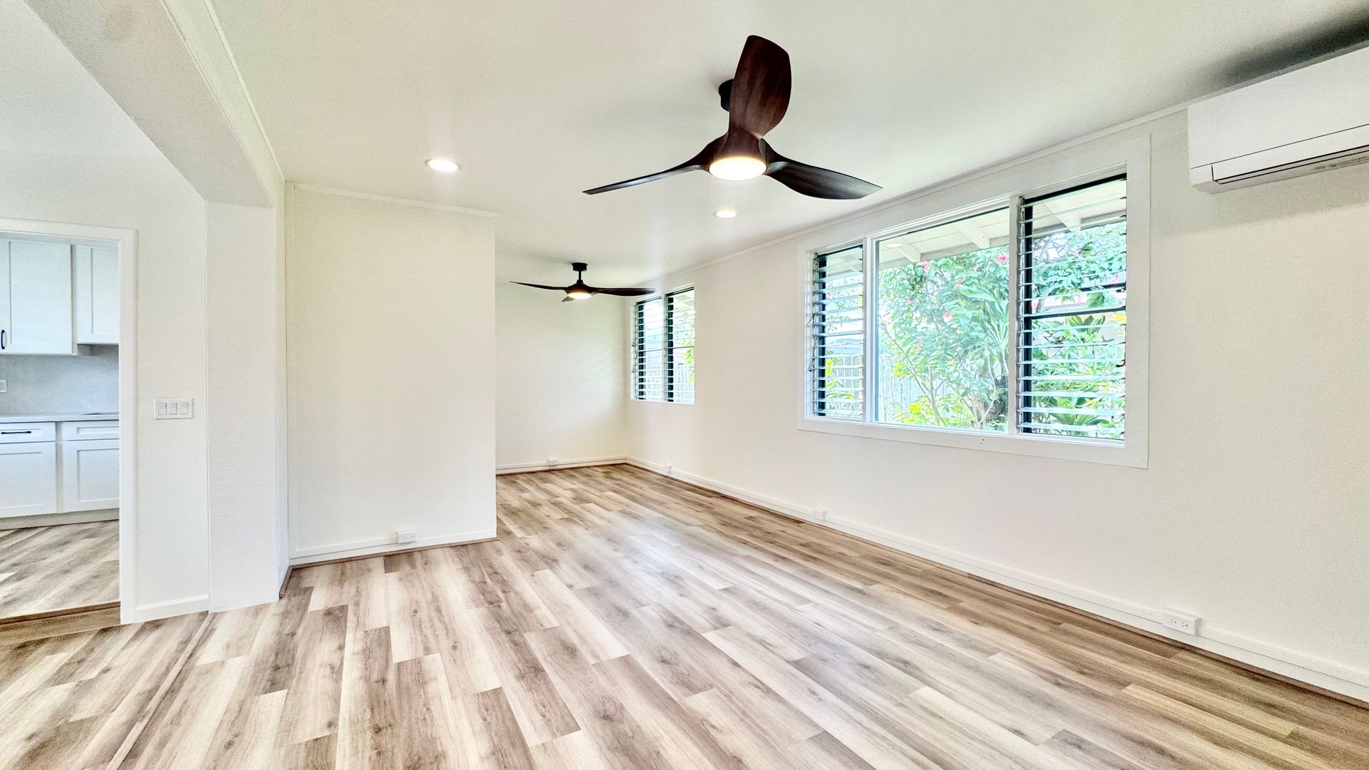 Kailua House: 421 C Olomana Street