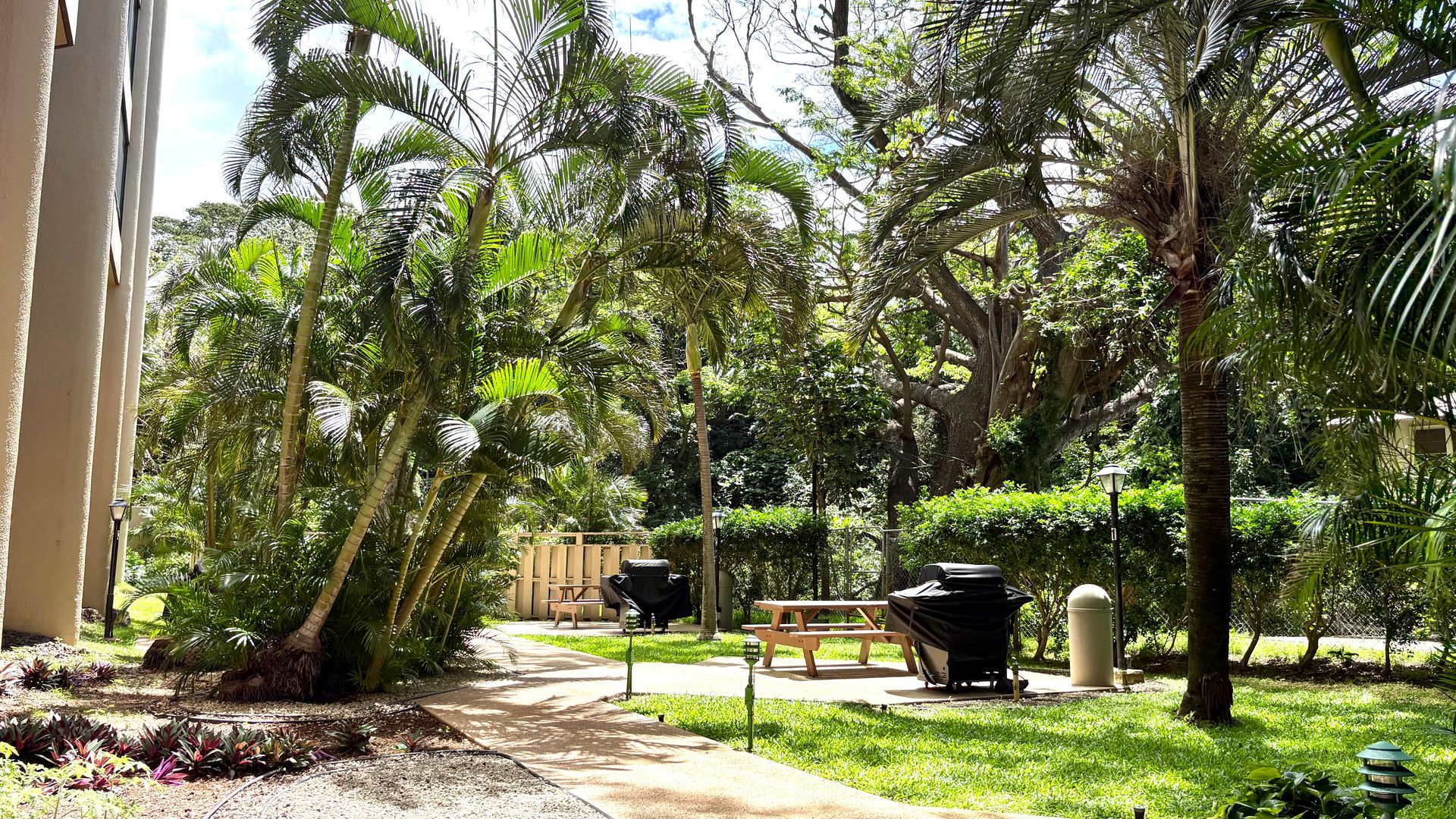 Honolulu Condo: 55 S Judd Street #705