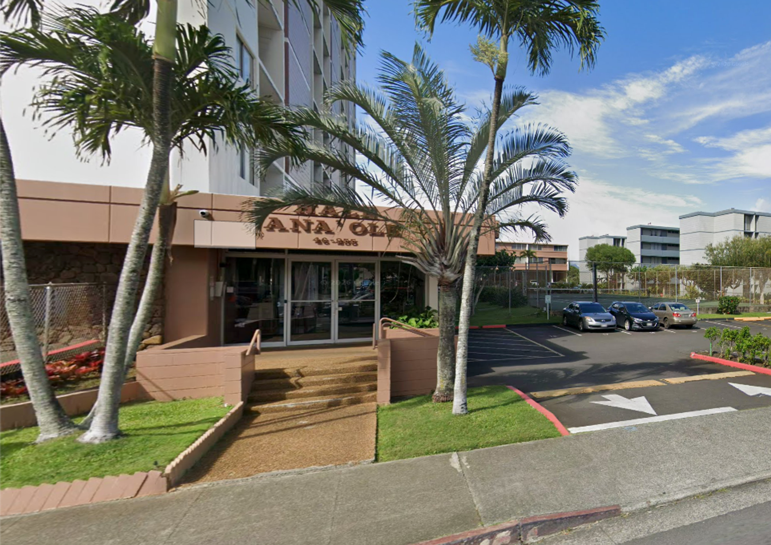 Kaneohe Condo: 46-259 Kahuhipa St. #206B,