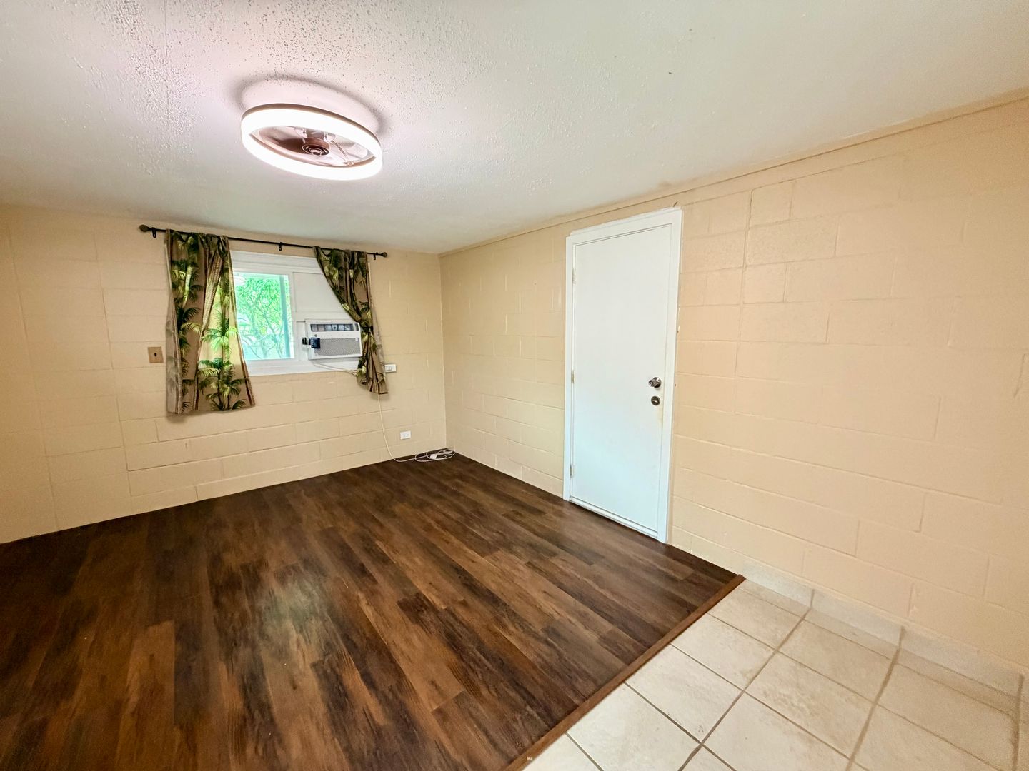 Honolulu Apartment: 1347 Palolo Avenue