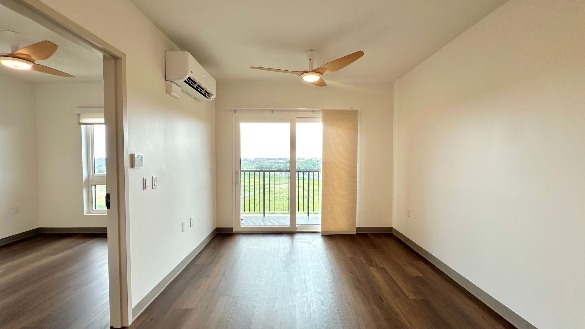 Kapolei Apartment: 719 Kamaaha Ave.