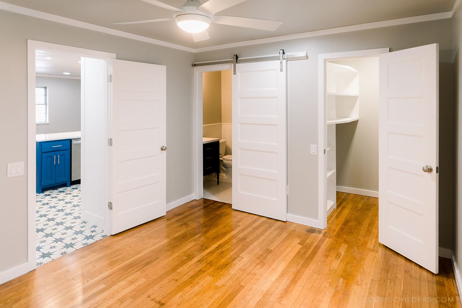 Pet-Friendly 1-Bedroom Apartment in Downtown Rogers – Move-In Special! 9 of 12