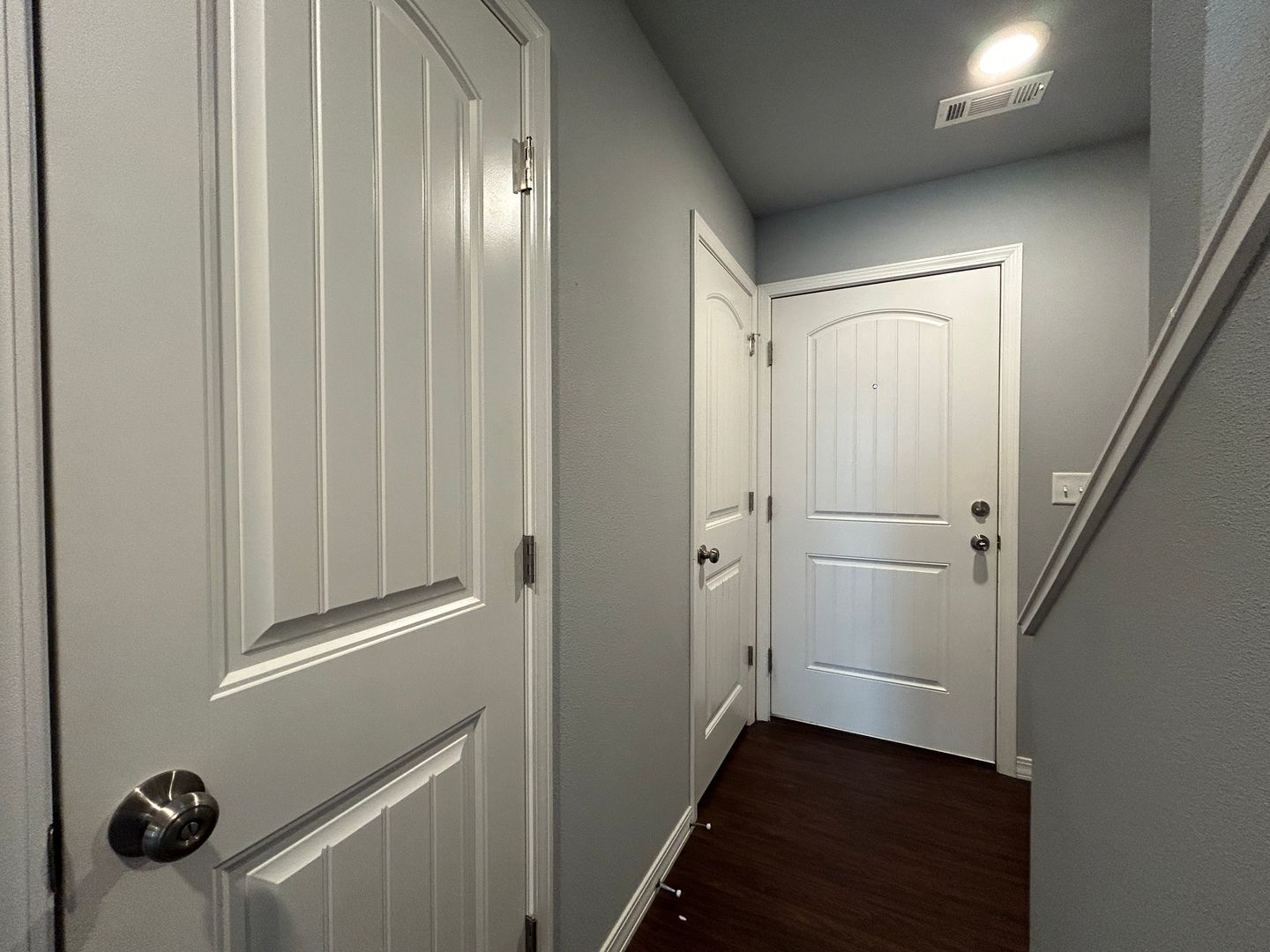 Townhouse with Garage - Minutes from Downtown Rogers 10 of 12