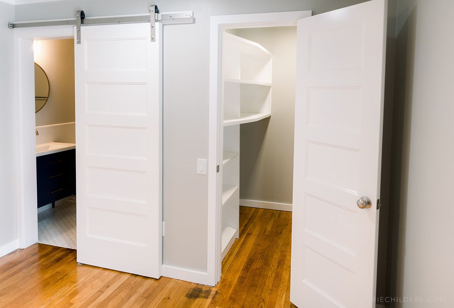 Pet-Friendly 1-Bedroom Apartment in Downtown Rogers – Move-In Special! 10 of 12
