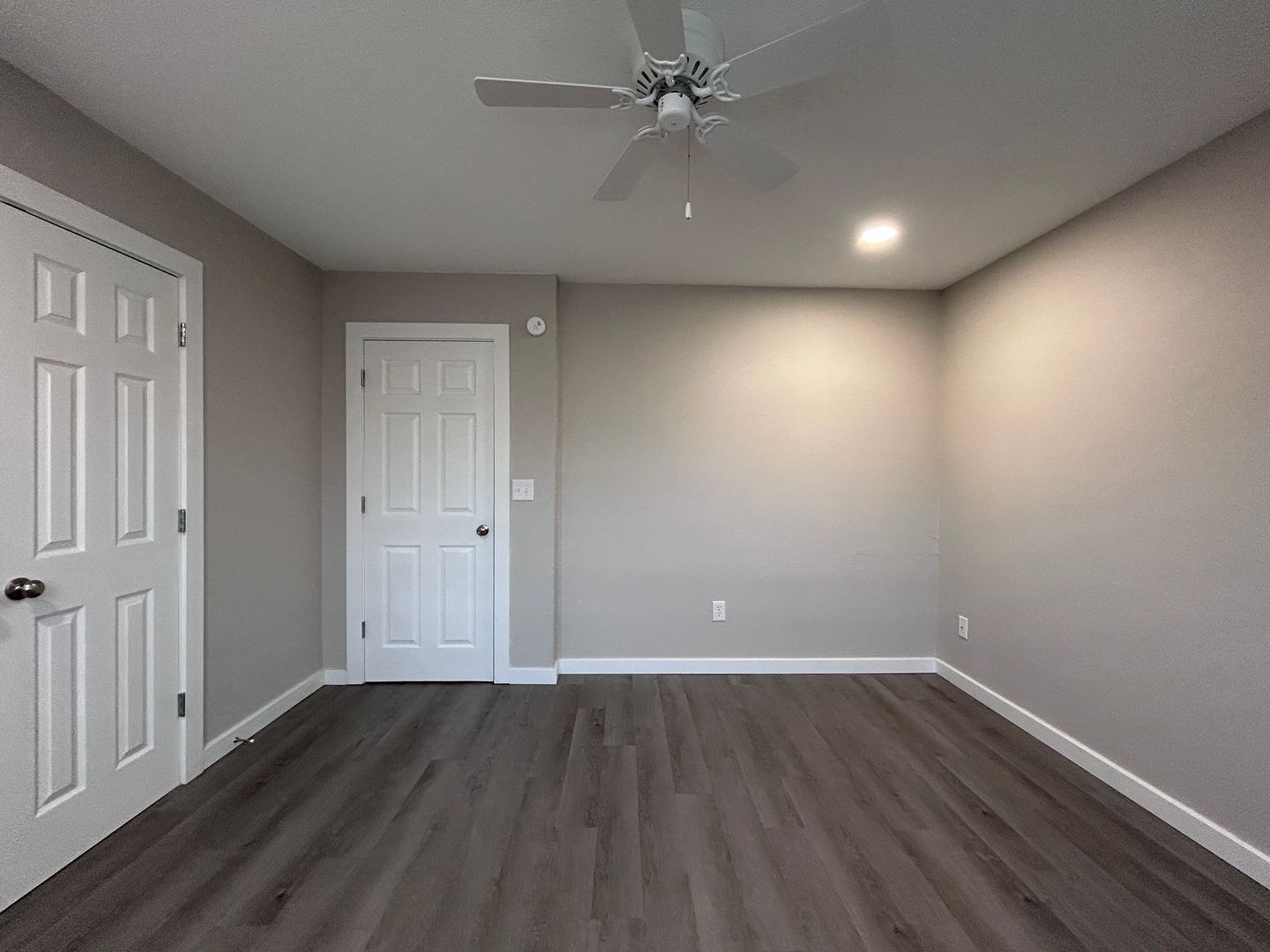 2 Bed Apartment for Rent – Minutes from Downtown Rogers 11 of 12