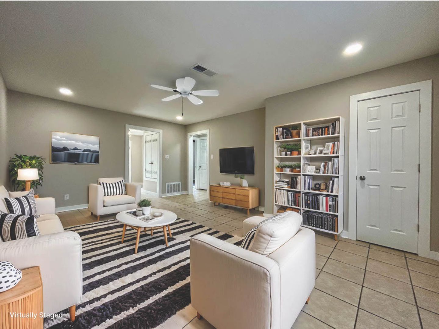 Rogers Apartment: 1319 W Price Lane