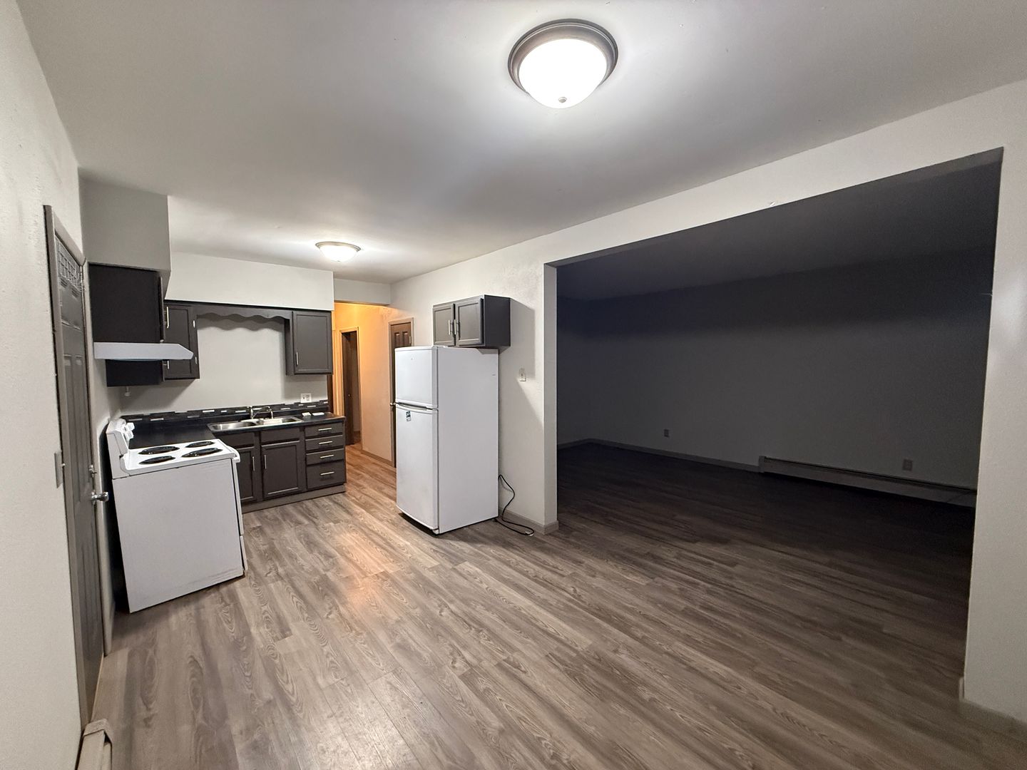 La Crosse Apartment: 3411-3427 Elm Dr