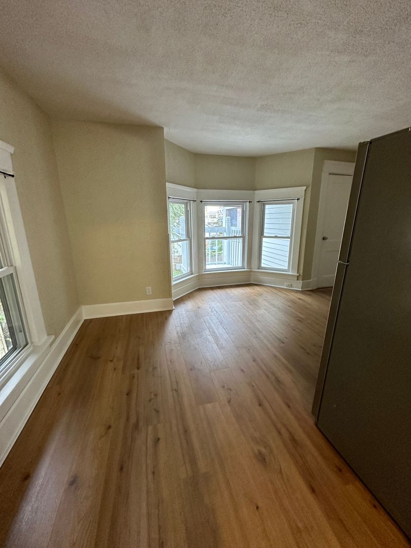 Racine Apartment: 732 Park Ave