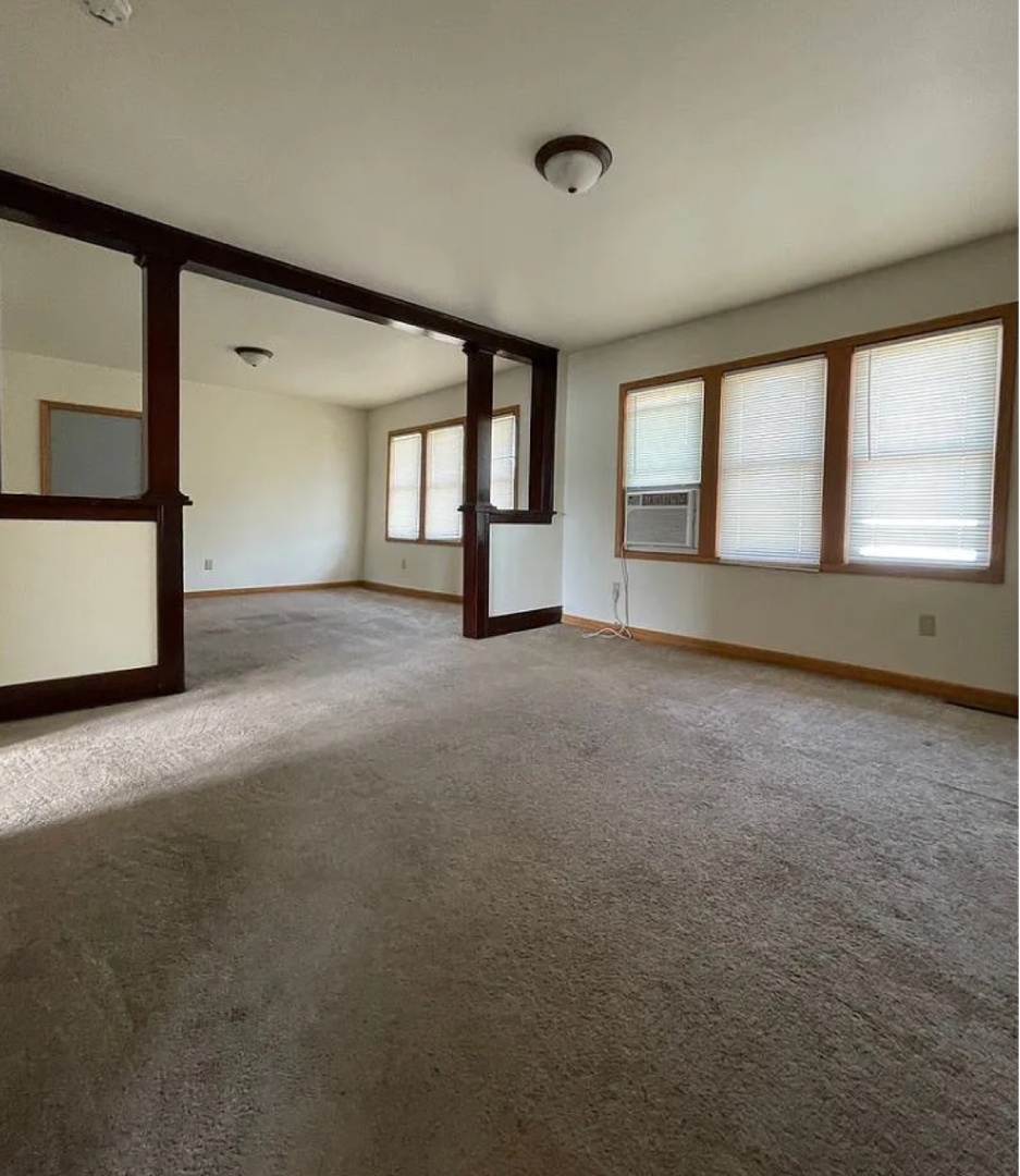 La Crosse Multiplex: 922-924 Caledonia St