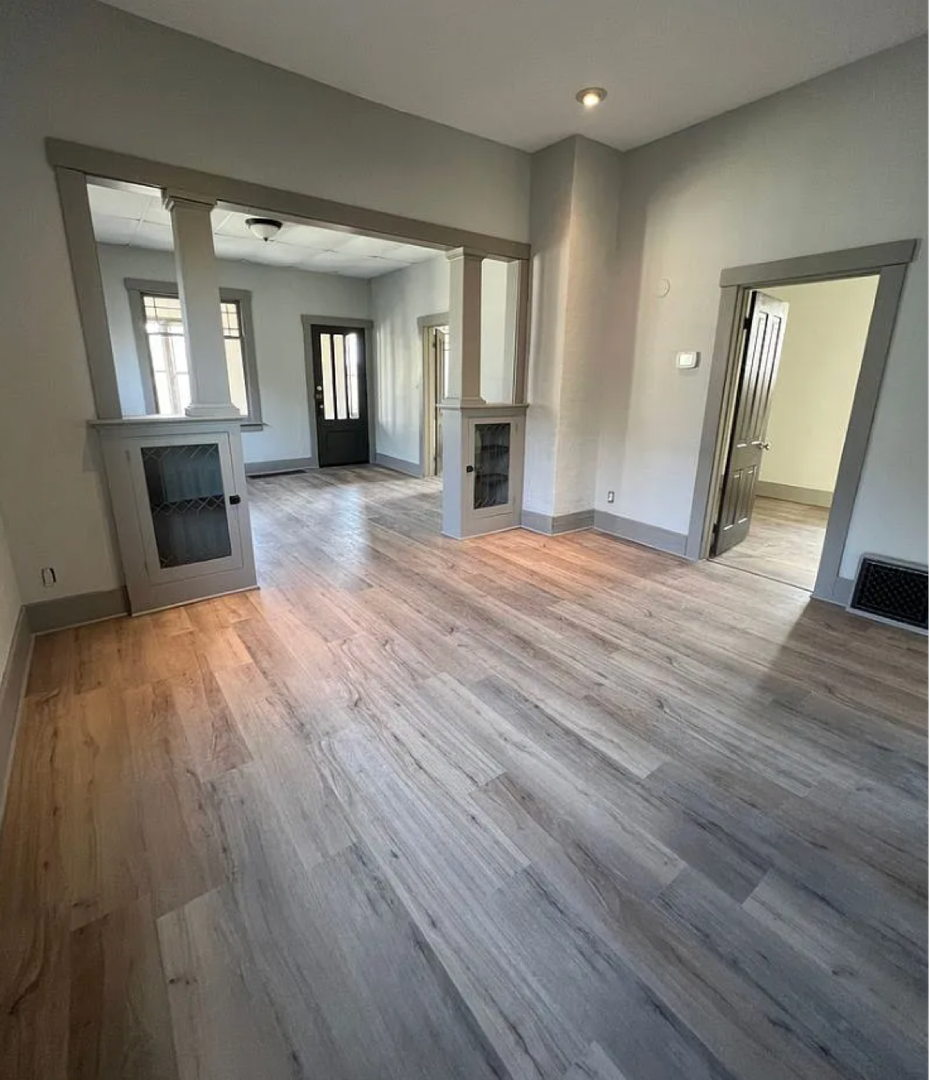 La Crosse Apartment: 1025-1027 Redfield St