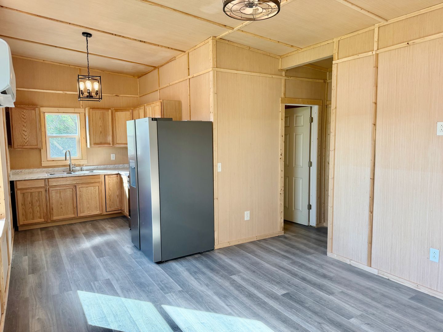 Granbury House: 900 Partridge Court