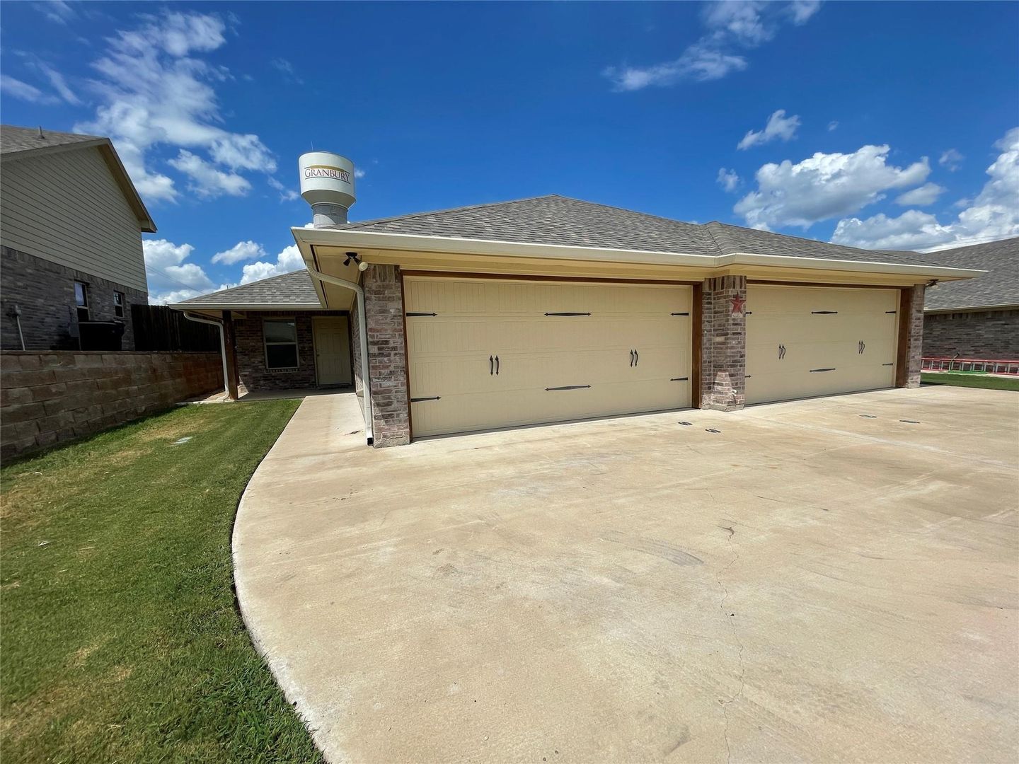 Granbury Apartment: 3132 Weave Ct