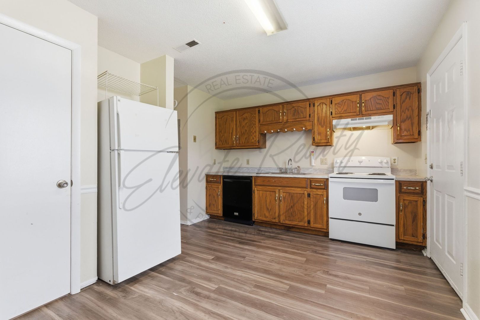 Cookeville Apartment: 402 Peek Dr Unit 2