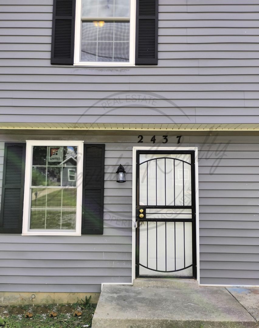 Nashville Multiplex: 2437 Woodale Lane