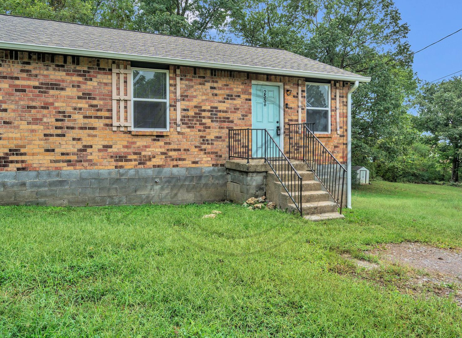 Nashville Multiplex: 2556 Highland Trace Dr