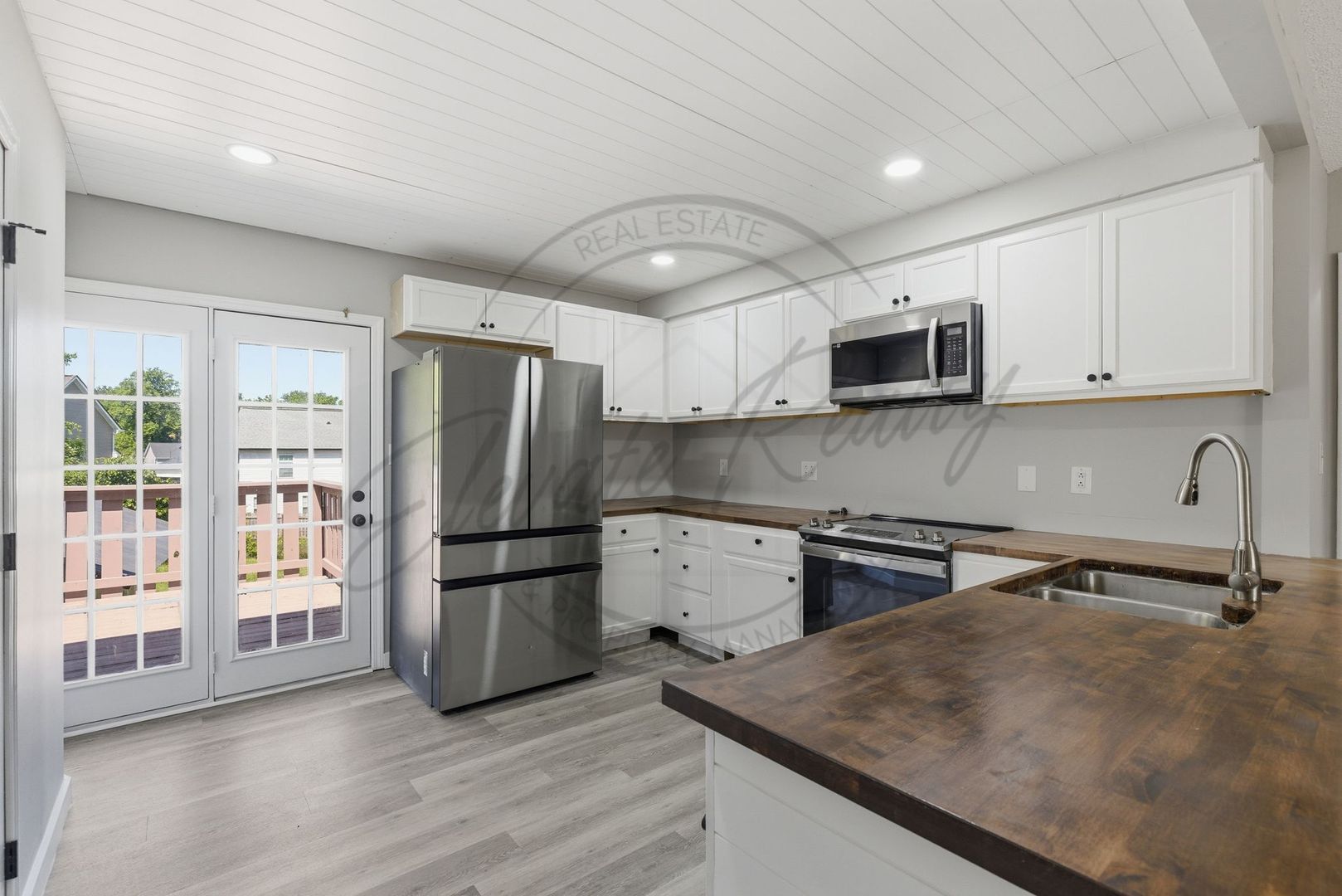 Clarksville House: 436 Kelsey Drive