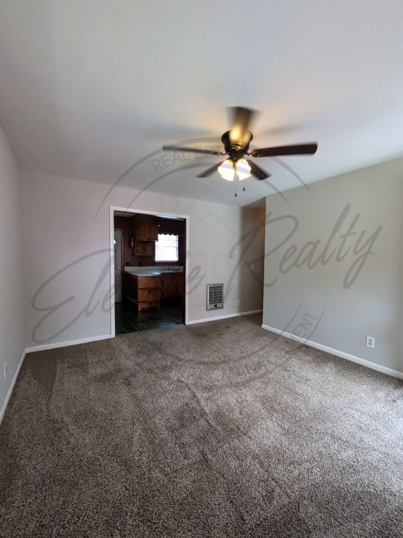 Cookeville Apartment: 114 E 17th St Unit 1