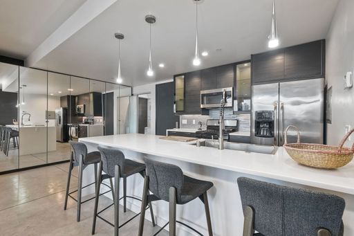 Pre-Lease Opportunity| Available 9/9/2026| 3D or Virtual Tour Avail| Jr 1Bed Flat #5| W/D| AC| Community Rooftop Deck| Pet Friendly| Internet Included – photo 1