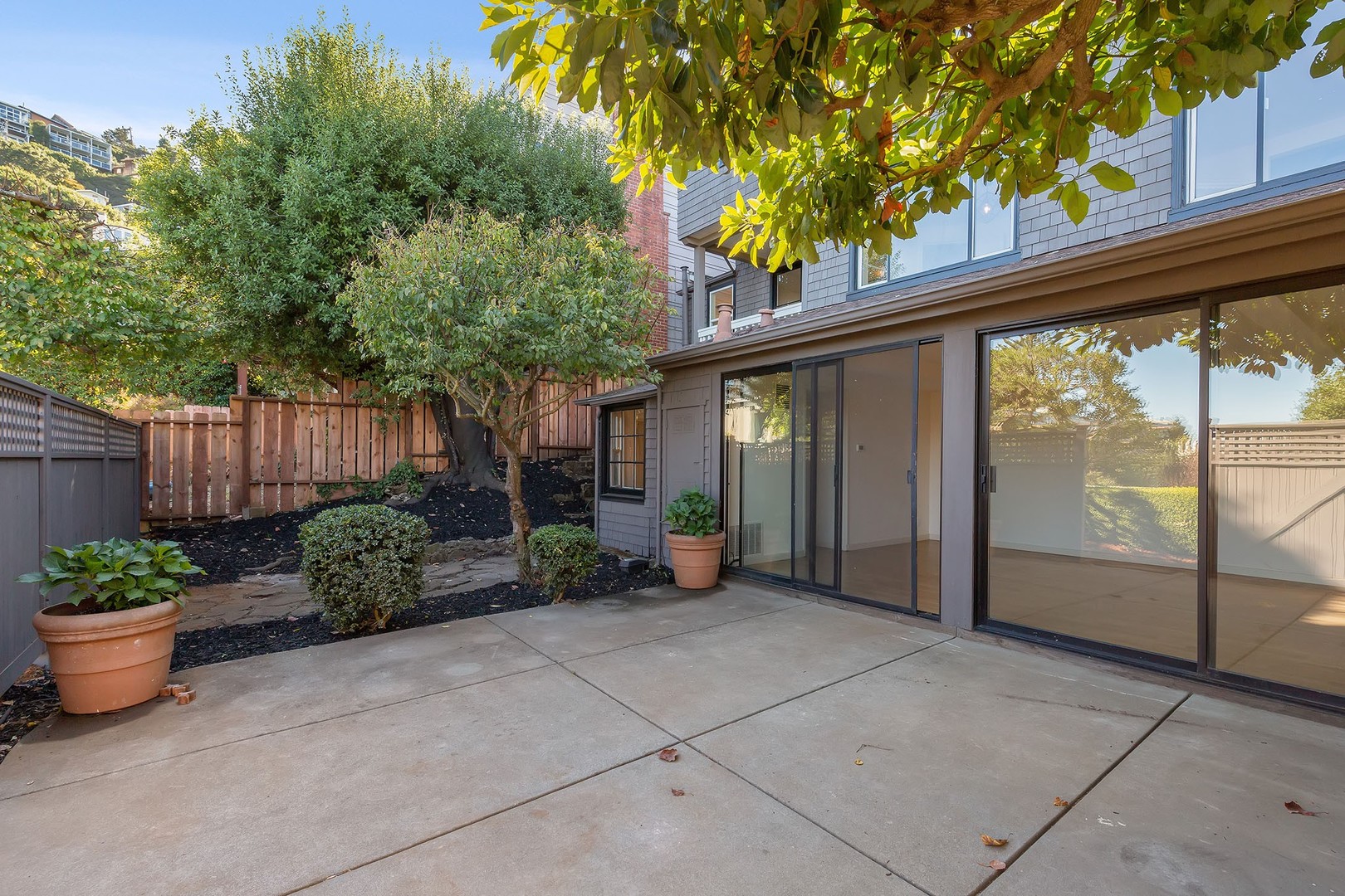 Sausalito Apartment: 12 2nd Street