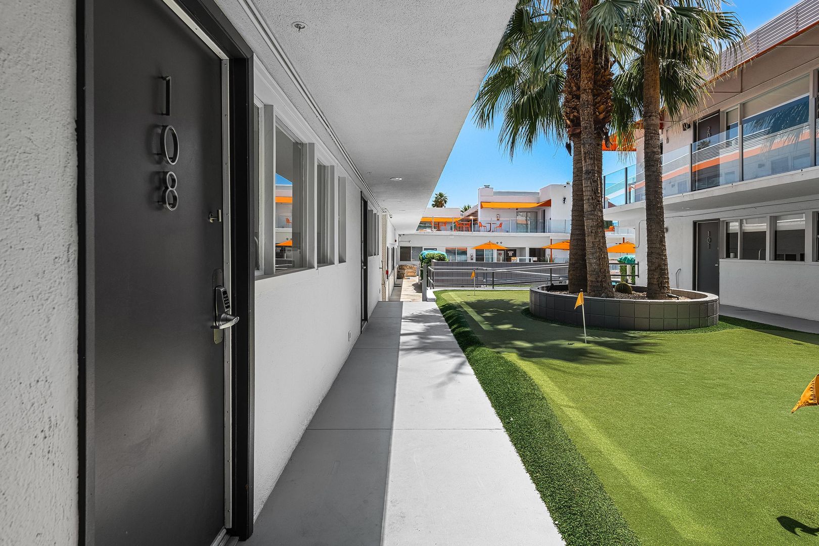 Palm Springs Apartment: 140 W. Via Lola