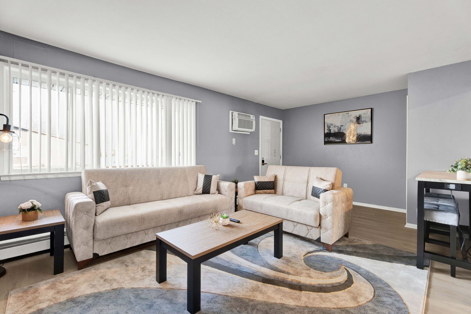 Garden City Apartment: 30507 Krauter