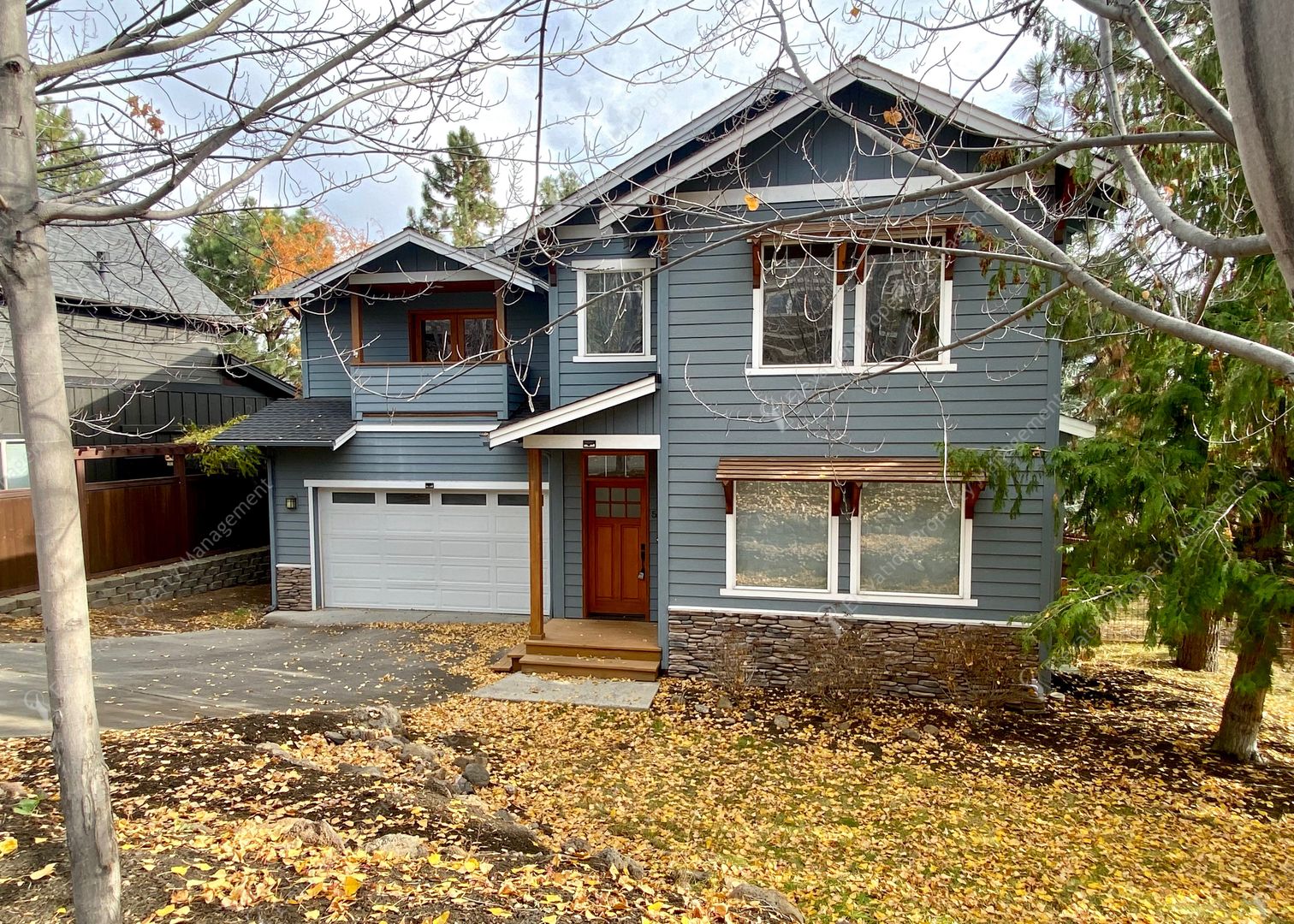 Bend House: 578 NW Greyhawk Avenue