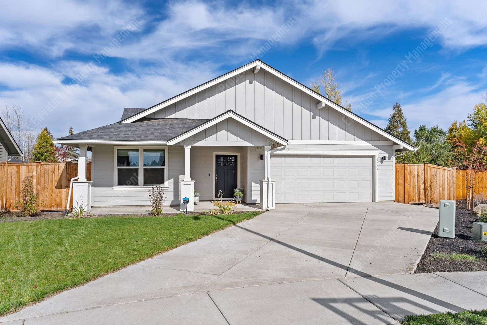 Redmond House: 1679 SW Black Butte Court