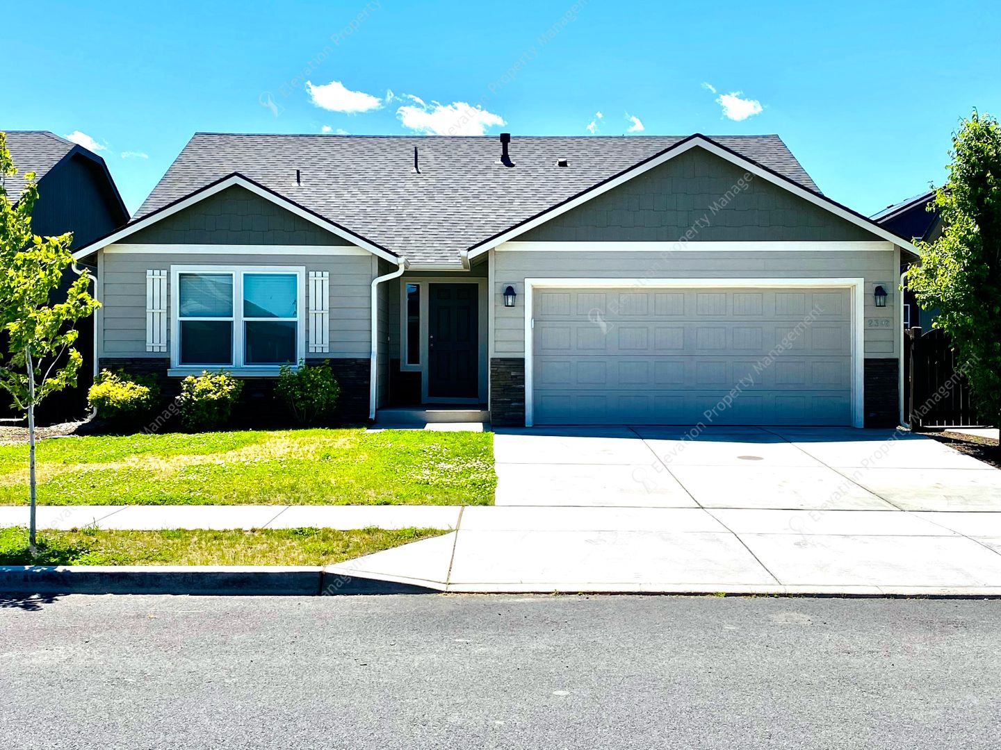 Redmond House: 2392 NW Kingwood Avenue