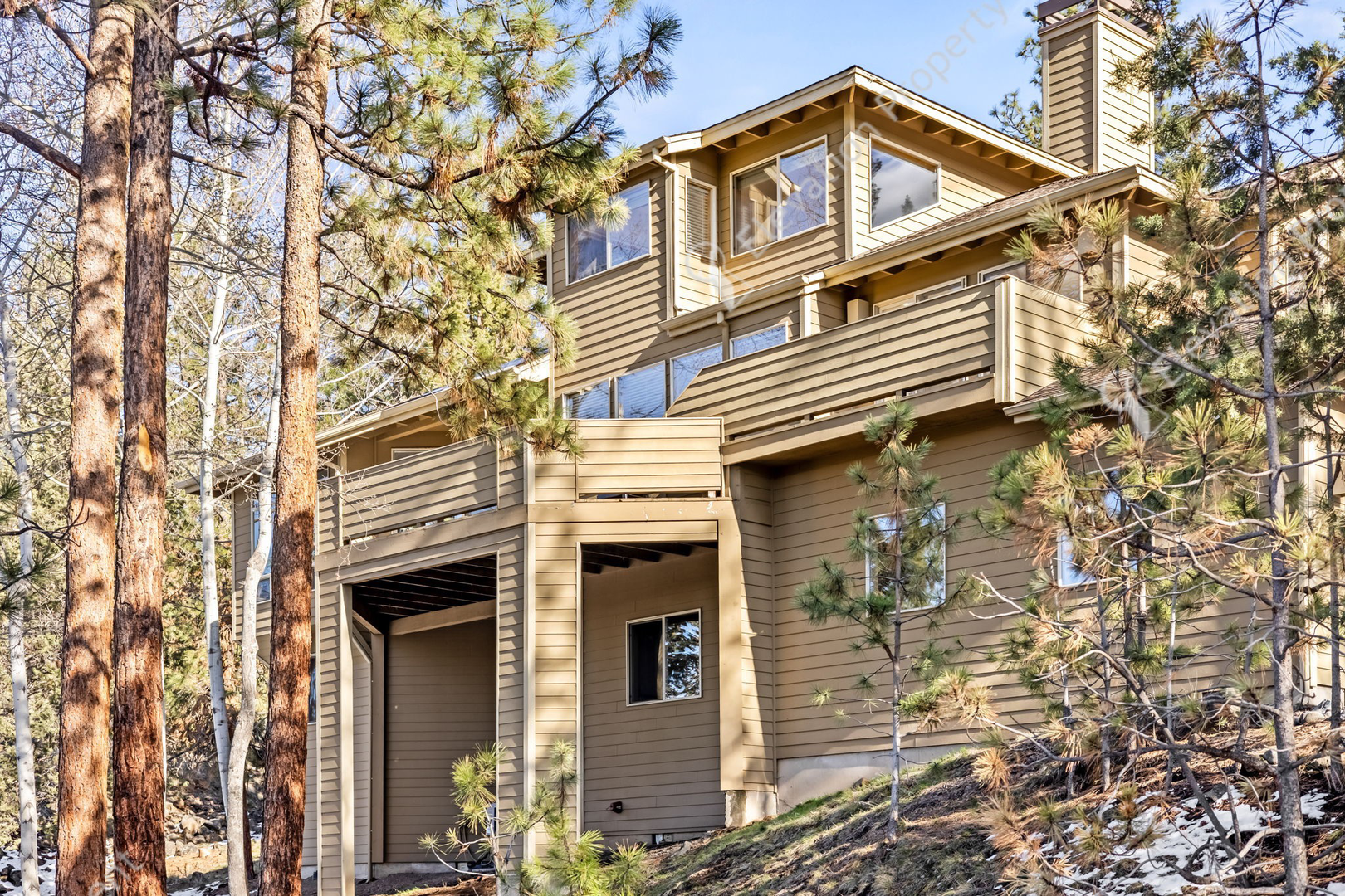 Bend House: 1955 NW Brogan