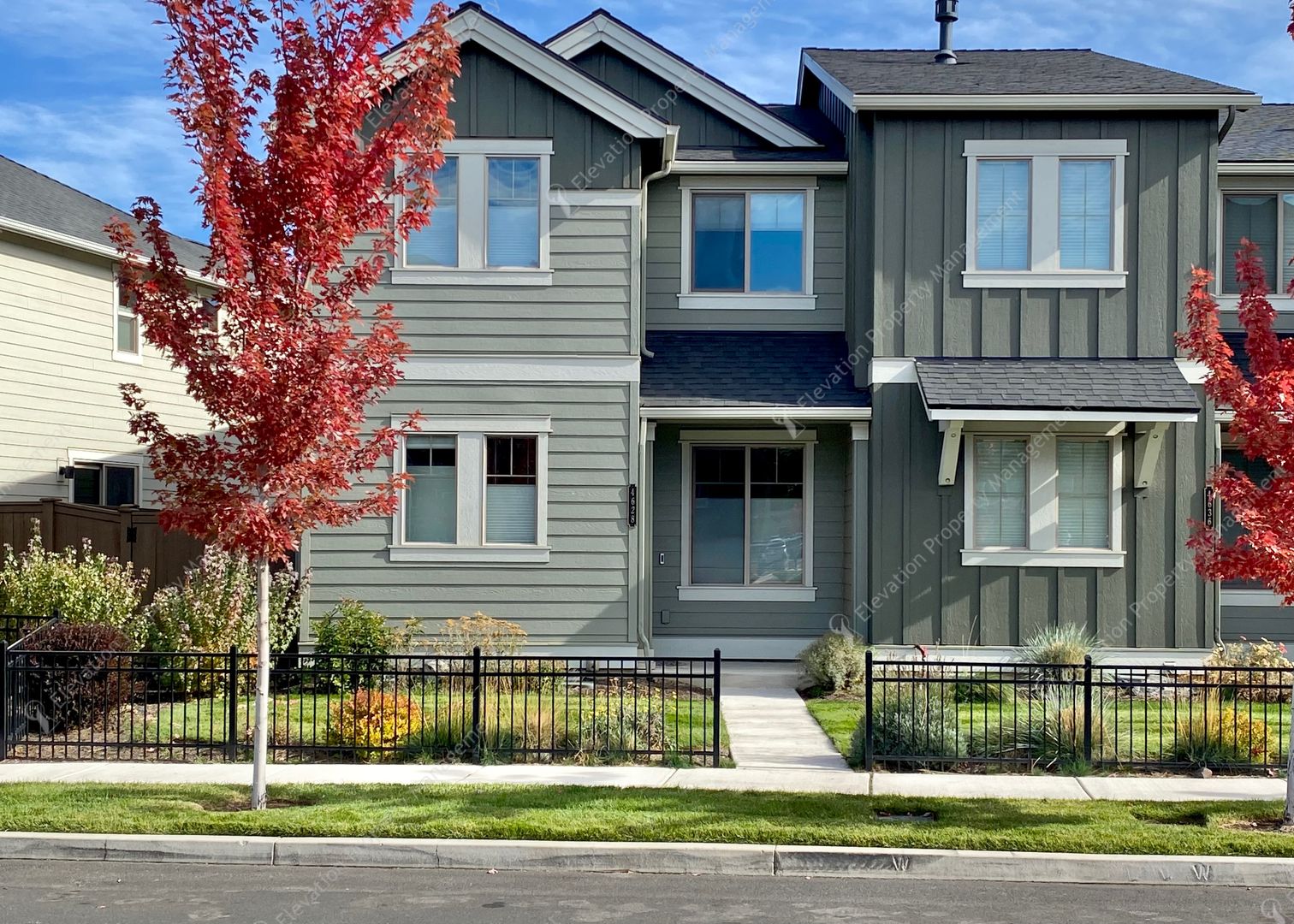 Redmond House: 4628 SW 37th St