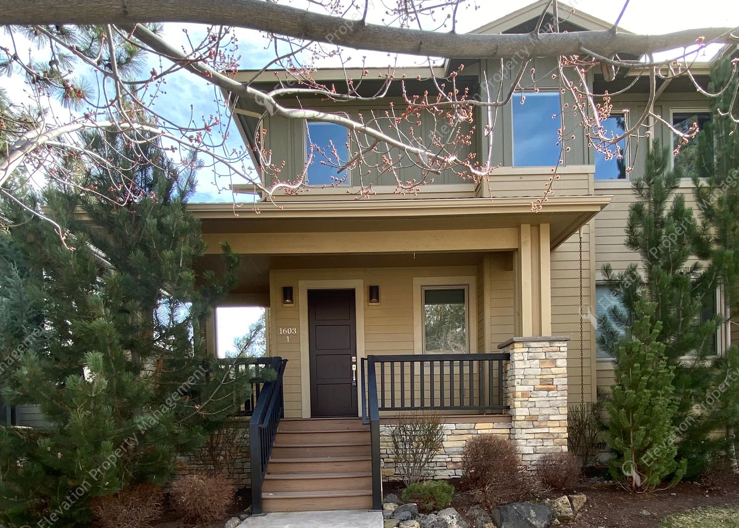 Bend House: 1603 NW Milwaukee Avenue 1