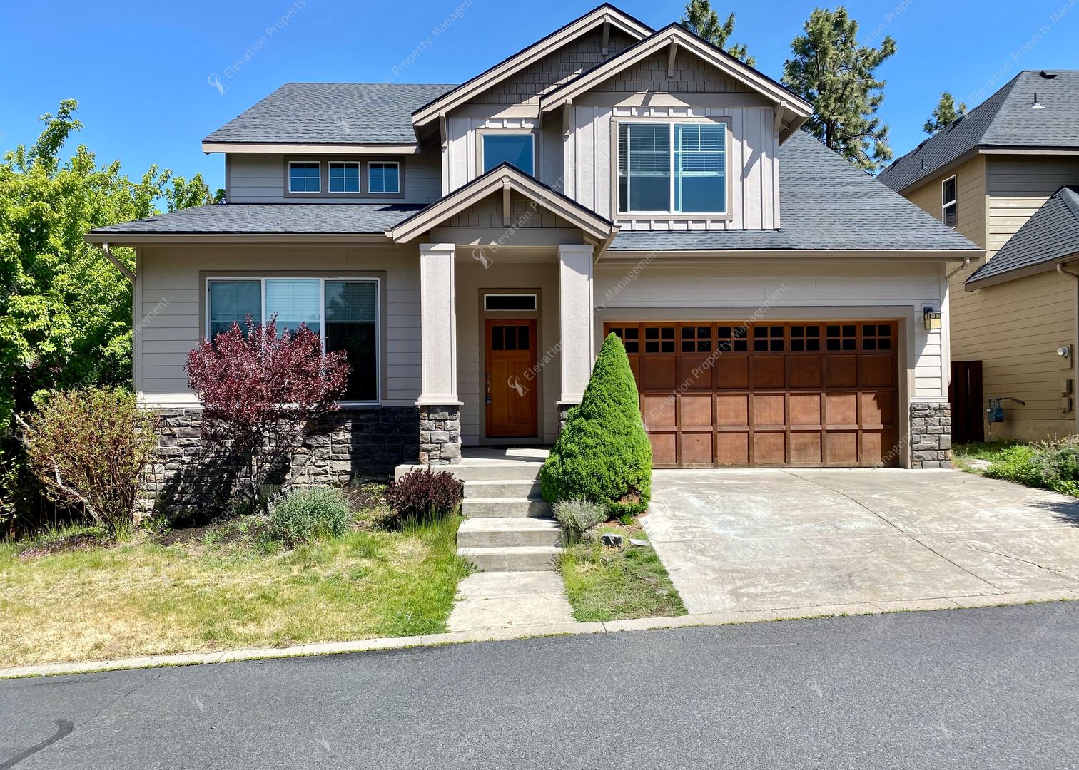 Bend House: 60974 Snowbrush Dr