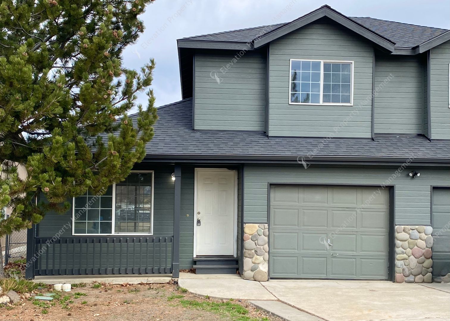 Redmond House: 2825 SW Umatilla Avenue