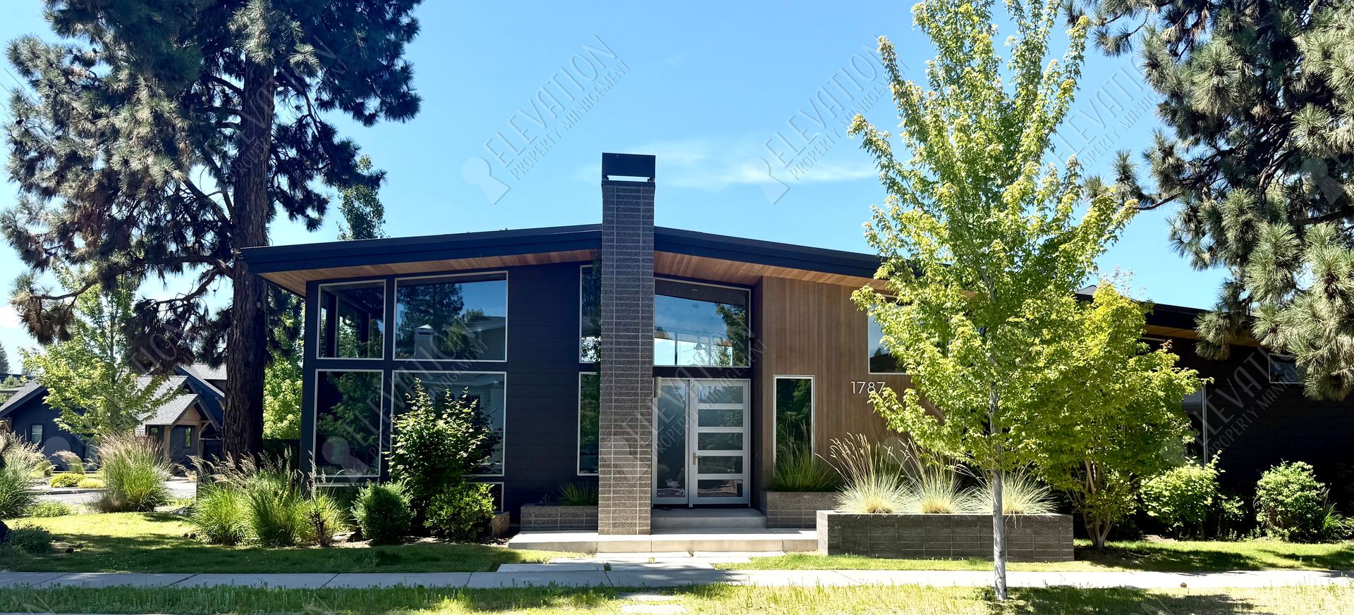 Bend House: 1787 NW Fields Street