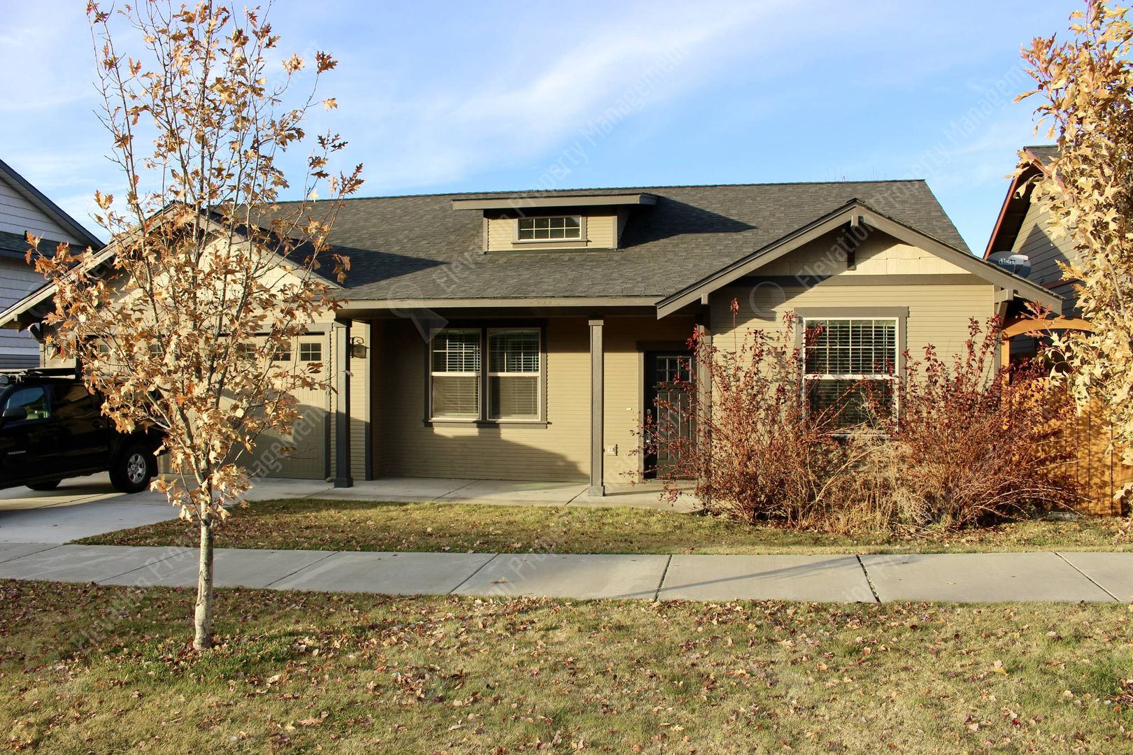 Bend House: 21330 Livingston Dr