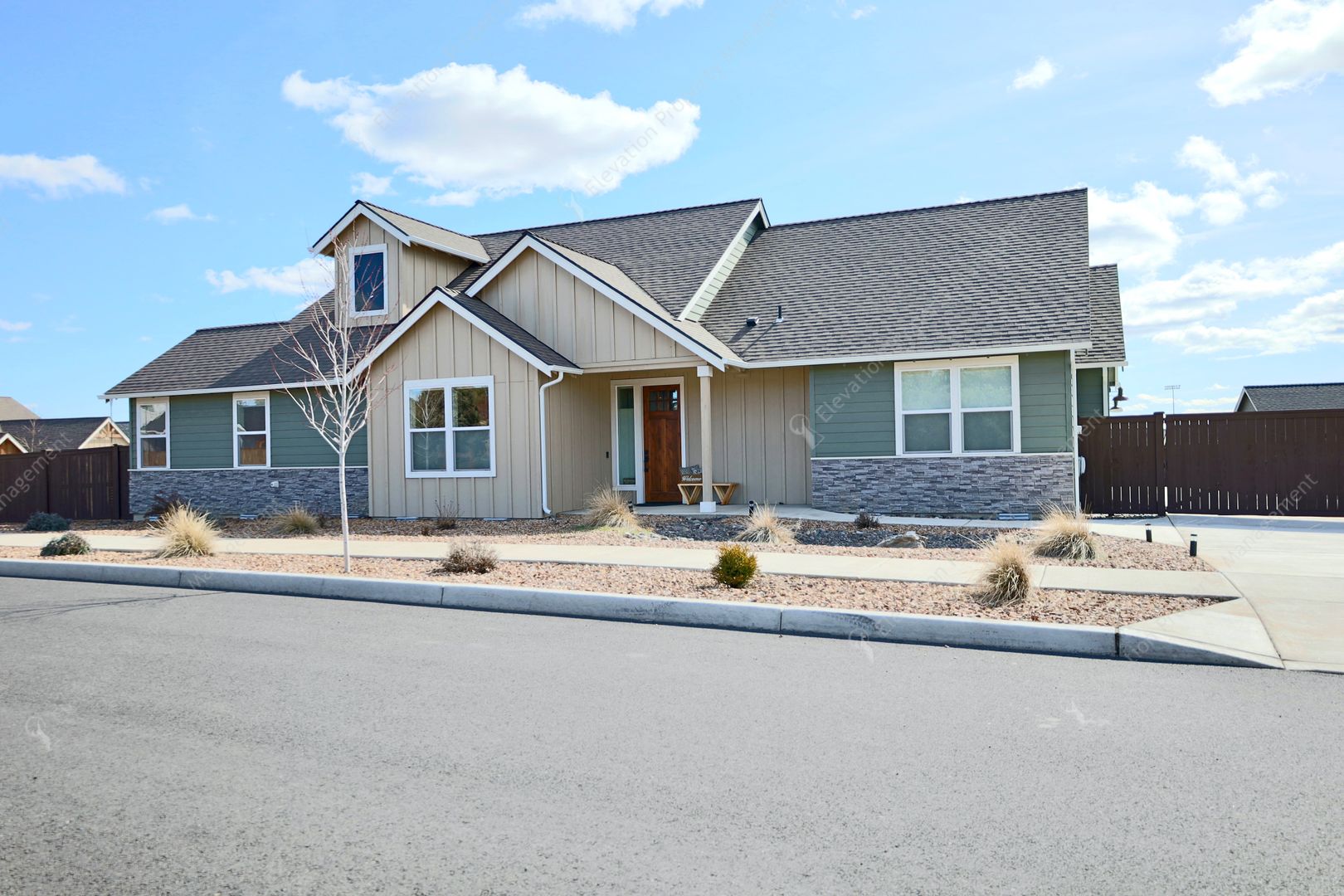Redmond House: 4310 SW Badger Avenue