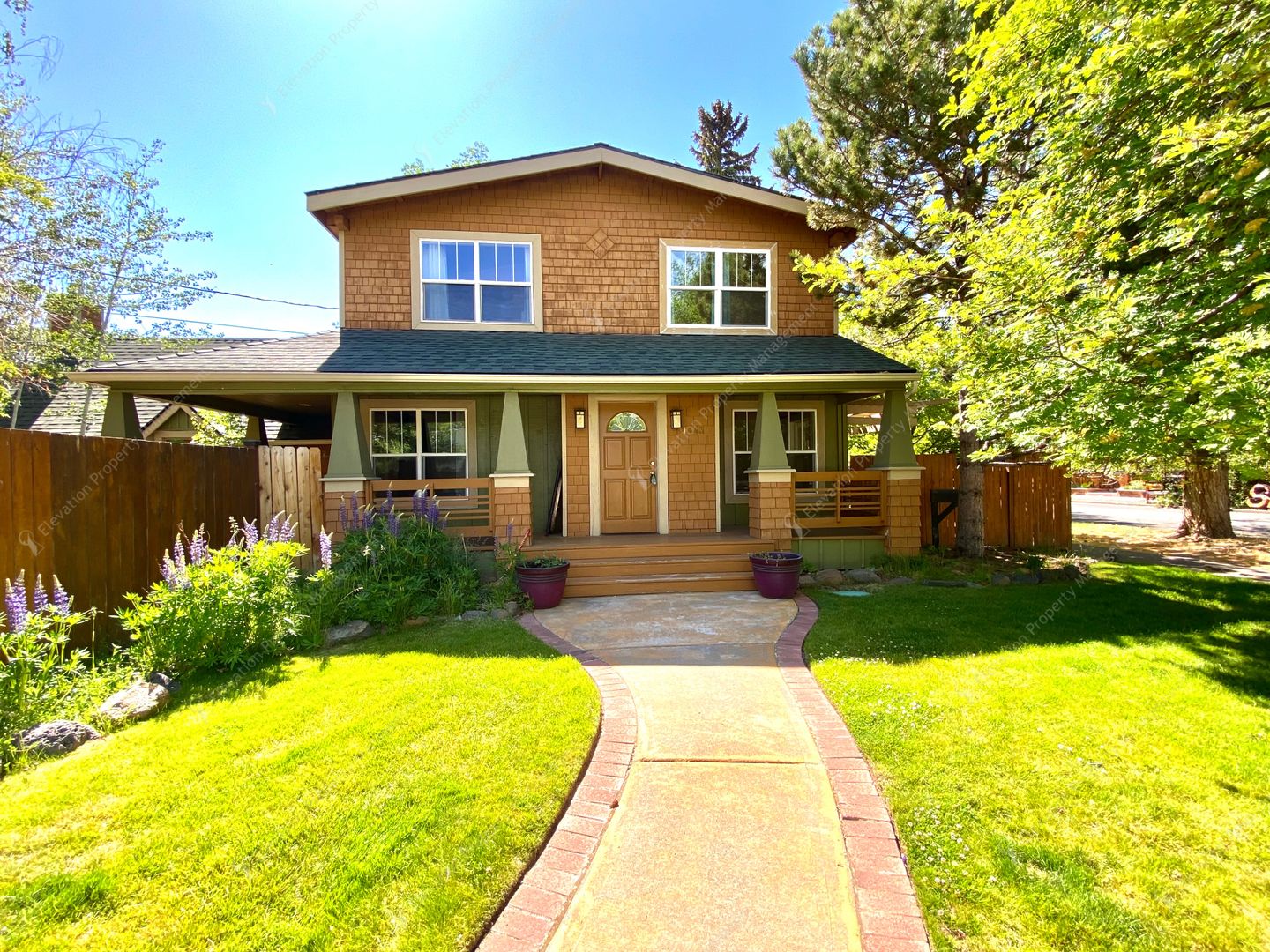 Bend House: 1443 NW 7th St