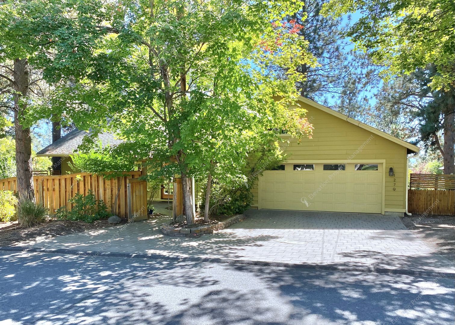 Bend House: 1279 NW Vicksburg Avenue