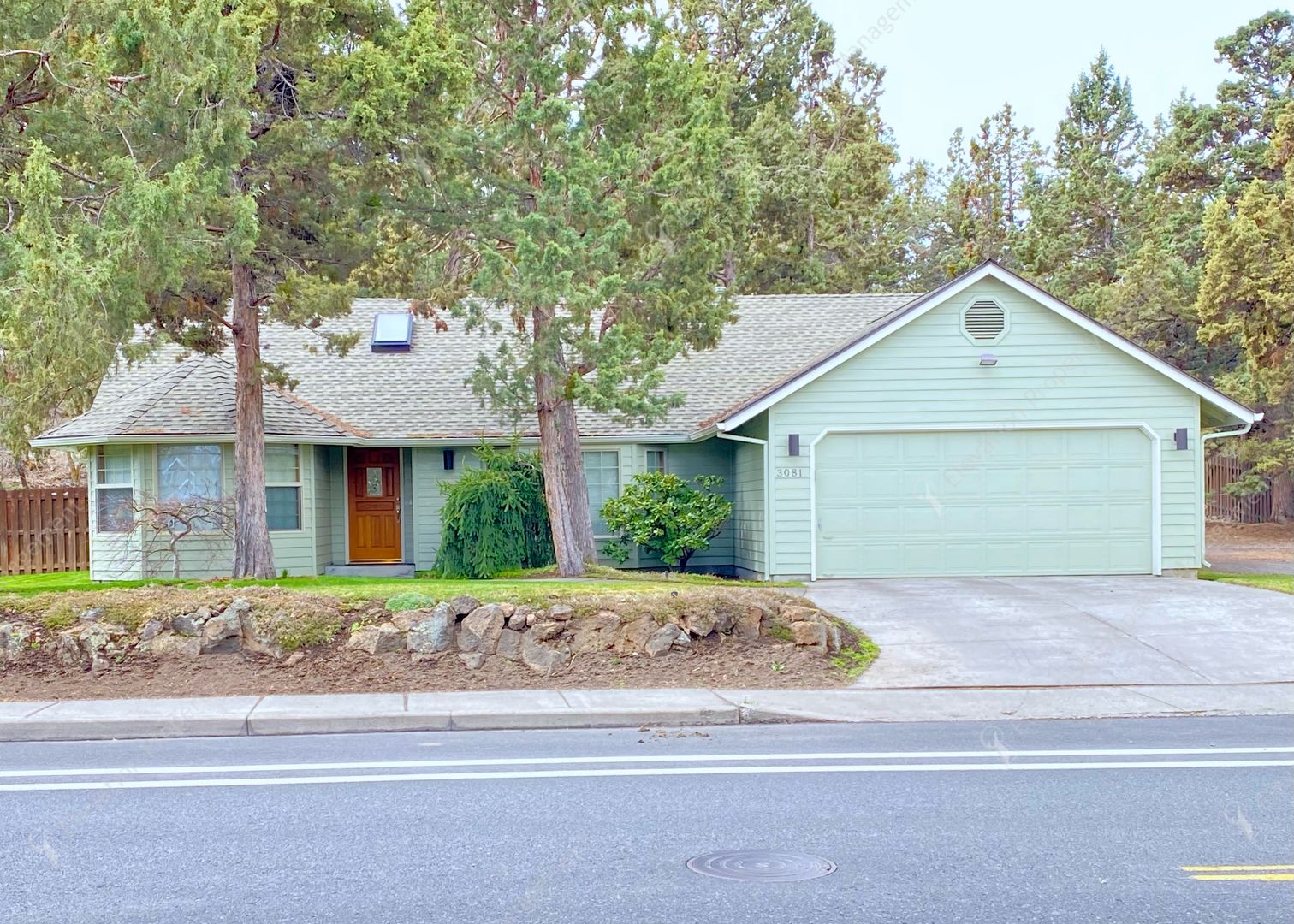 Bend House: 3081 NE Purcell Boulevard