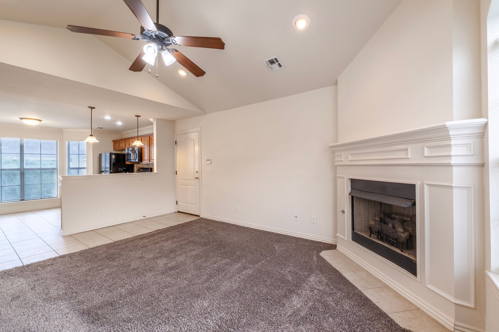 Fayetteville House: 2625 N Arroyo Avenue #4