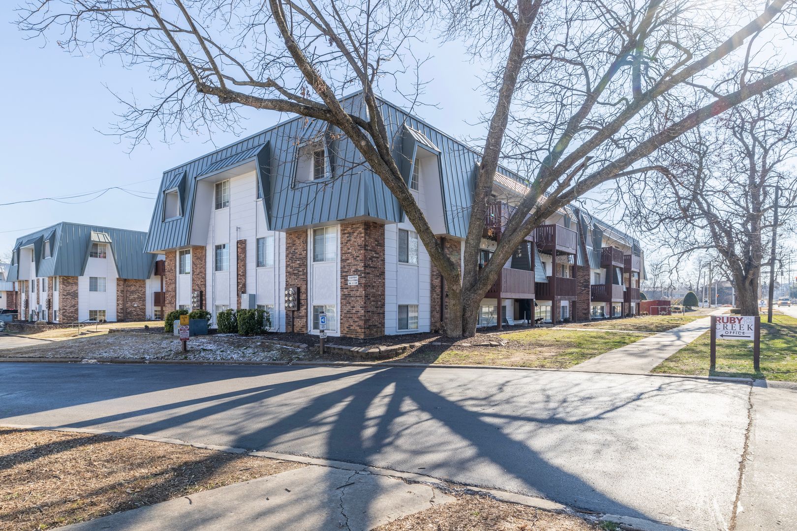 Fayetteville Apartment: 1764 N Leverett Avenue