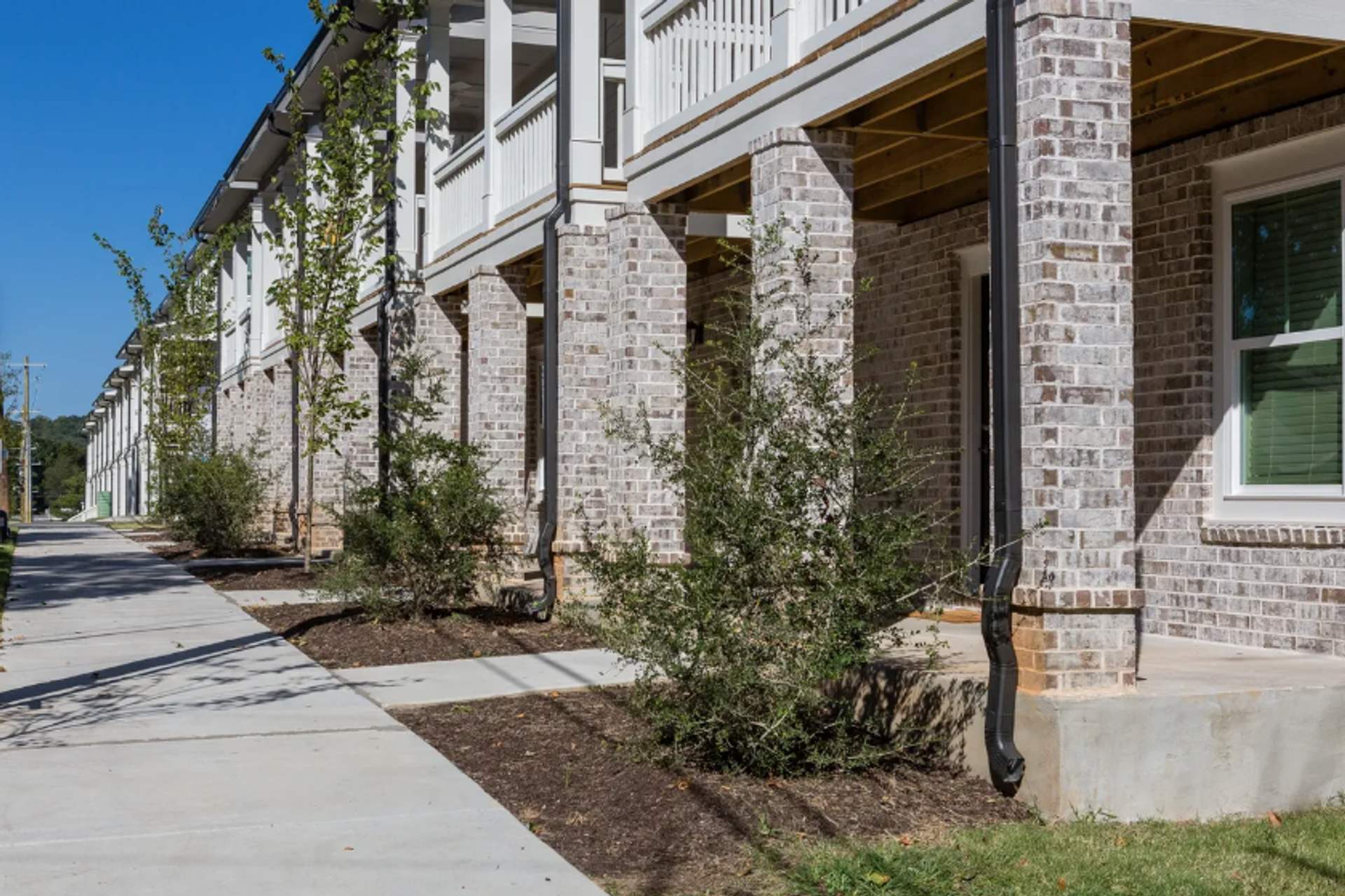 Fayetteville Apartment: 1821 W. Mitchell Street