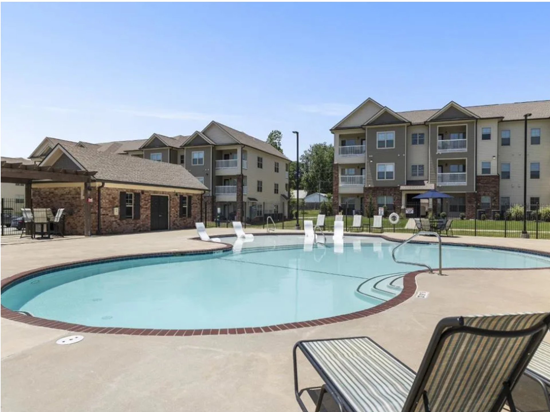 Centerton Apartment: 1389 W. Centerton Blvd