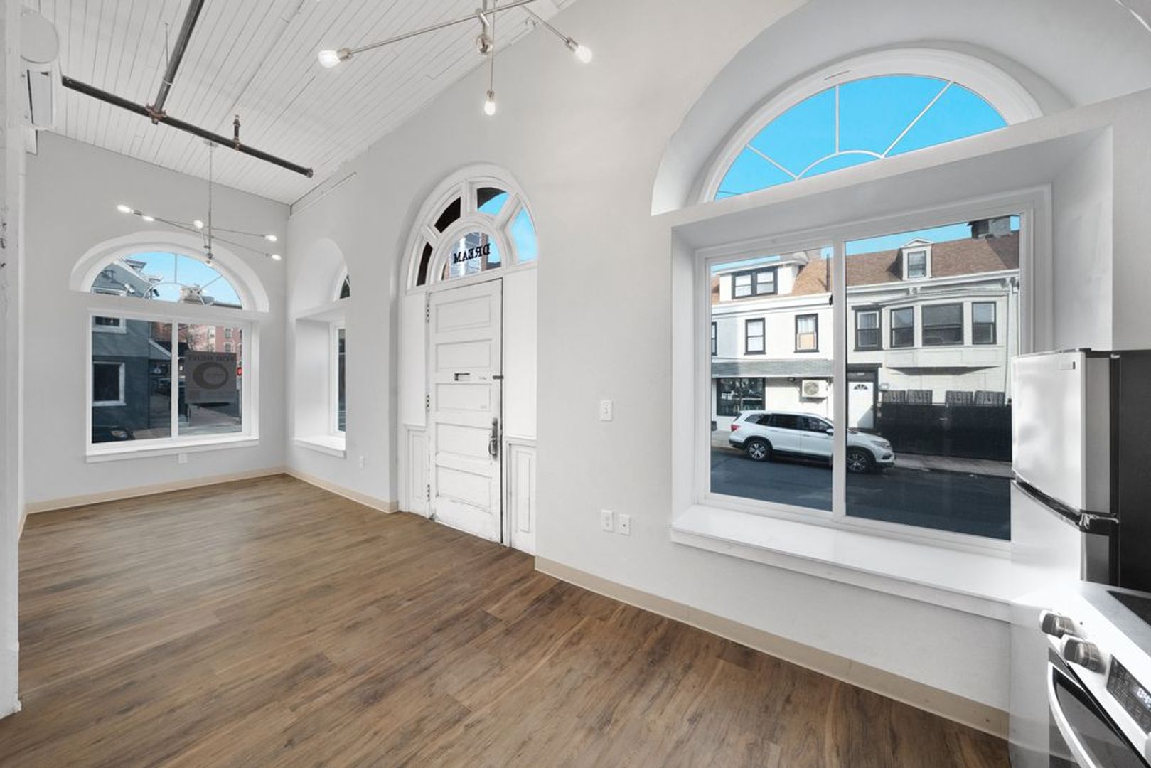 Reading Apartment: 100 South 4th Street