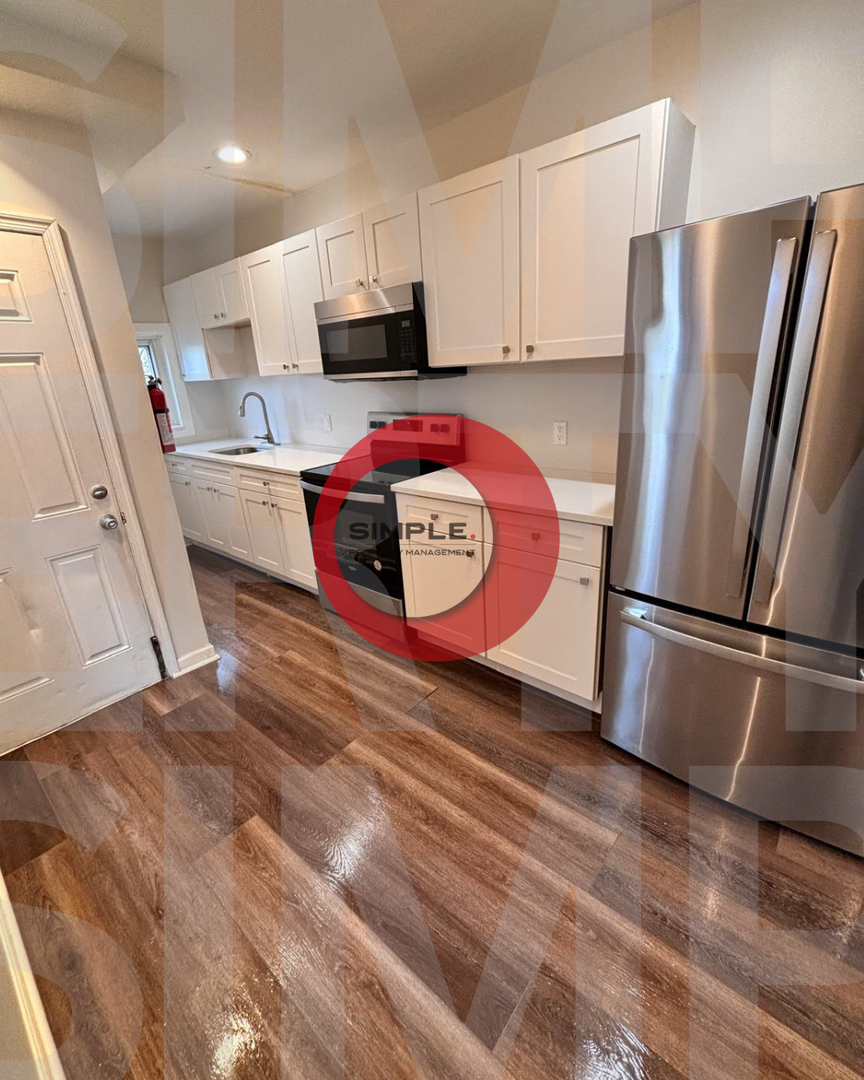 Reading House: 1146 Locust Street
