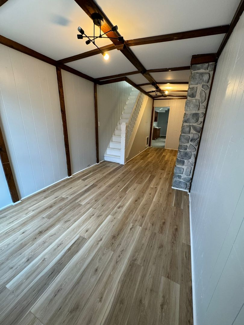 Reading House: 125 Moss Street