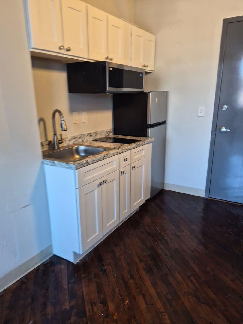 Reading Apartment: 100 South 4th Street