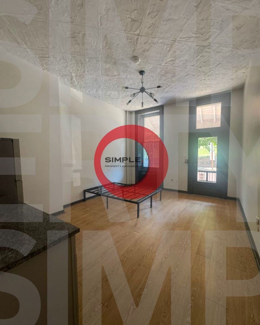 Reading Apartment: 1216 Perkiomen Avenue