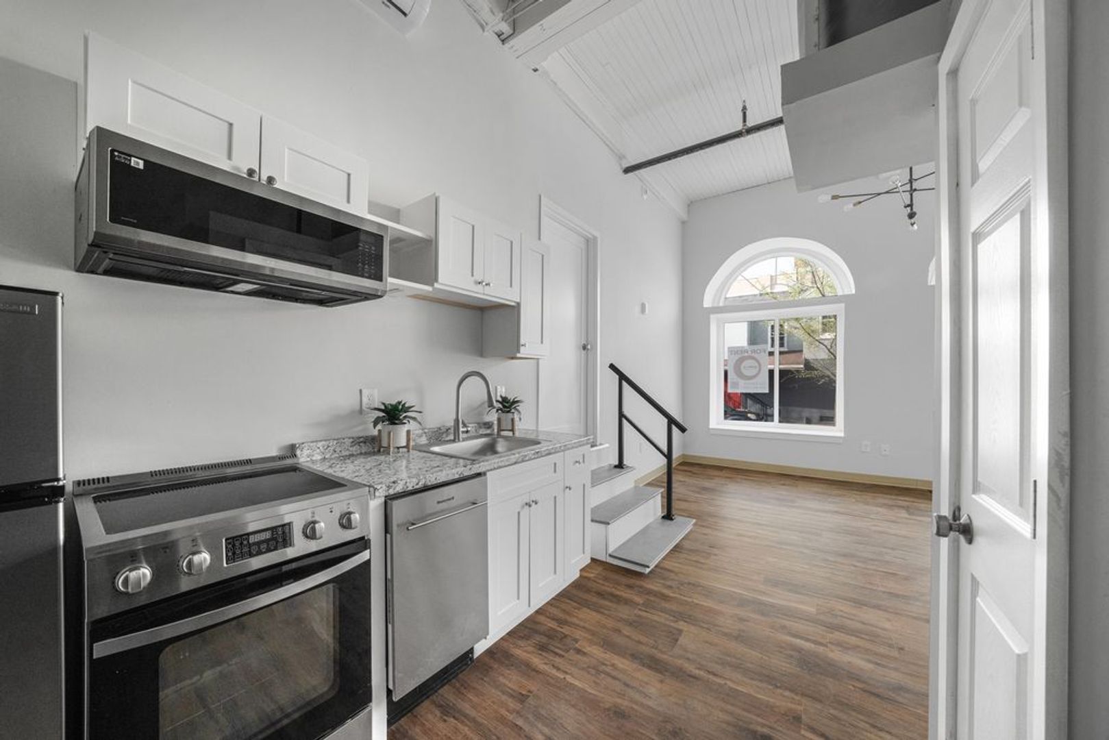 Reading Apartment: 100 South 4th Street