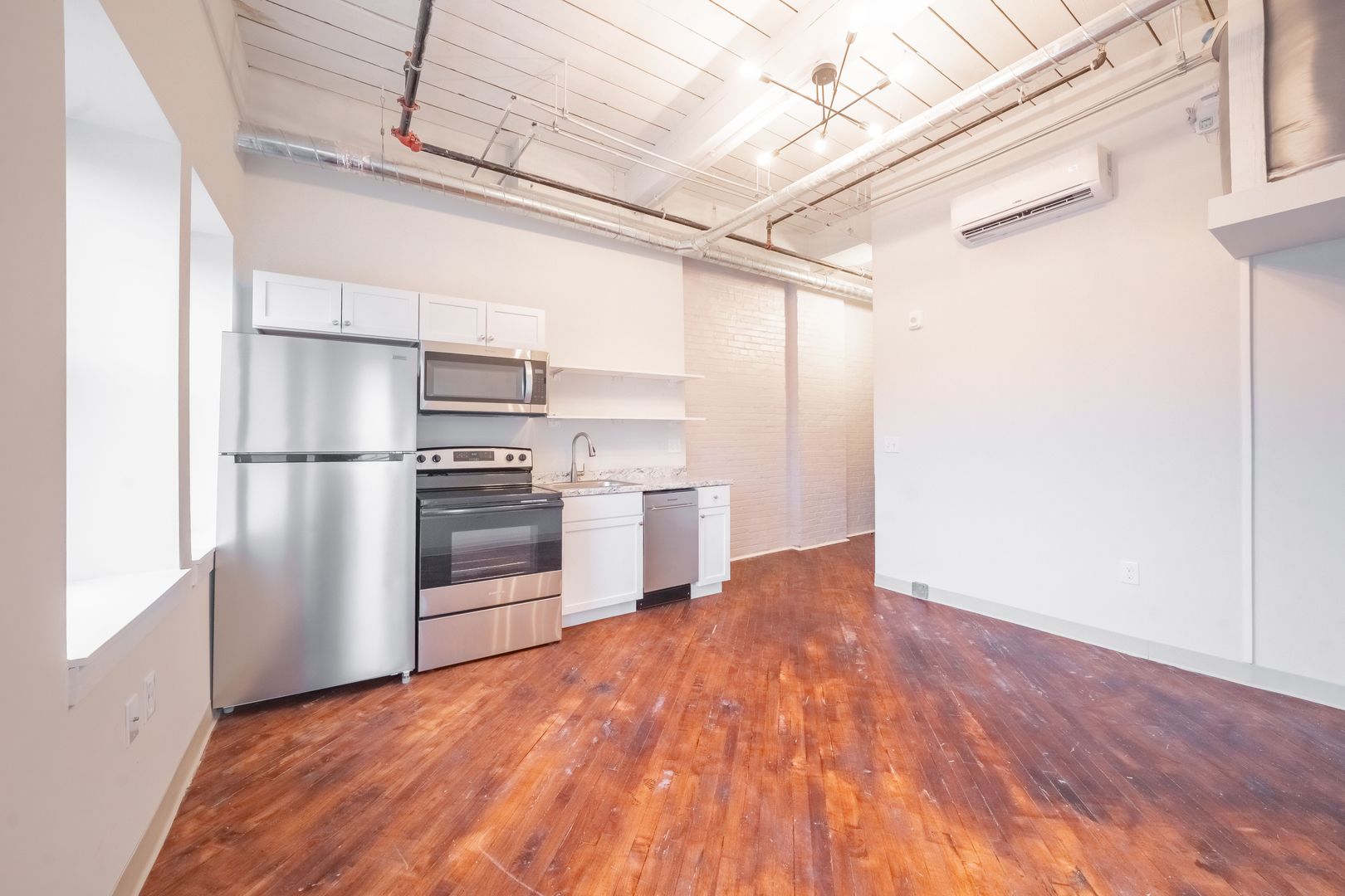 Reading Apartment: 100 South 4th Street